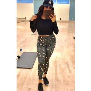 Leopard print leggings